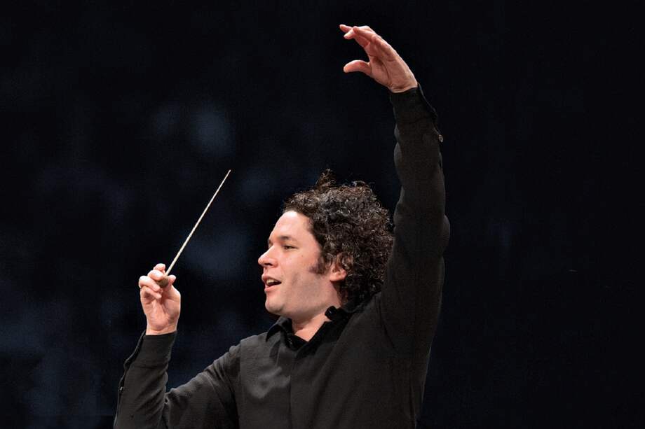Gustavo Dudamel trabaja simultáneamente como director musical de la Orquesta Sinfónica Simón Bolívar de Venezuela y de la Filarmónica de Los Ángeles. / Cortesía Teatro Mayor