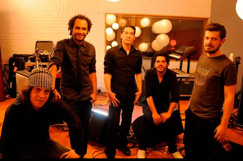 La agrupación caleña Superlitio.