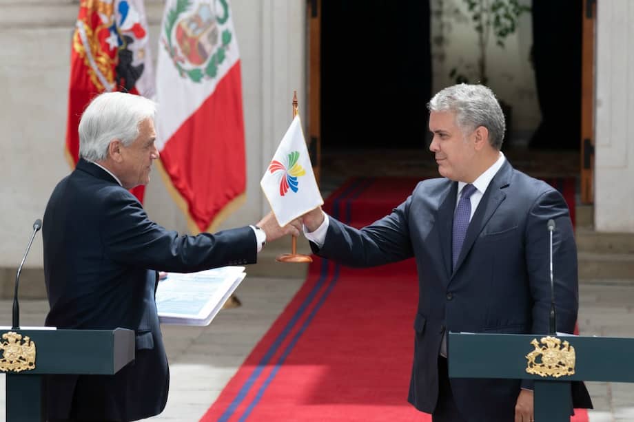 El presidente de Colombia, Iván Duque, recibió este viernes la presidencia Pro Tempore de la Alianza del Pacífco de parte del presidente de Chile, Sebastián Piñera.