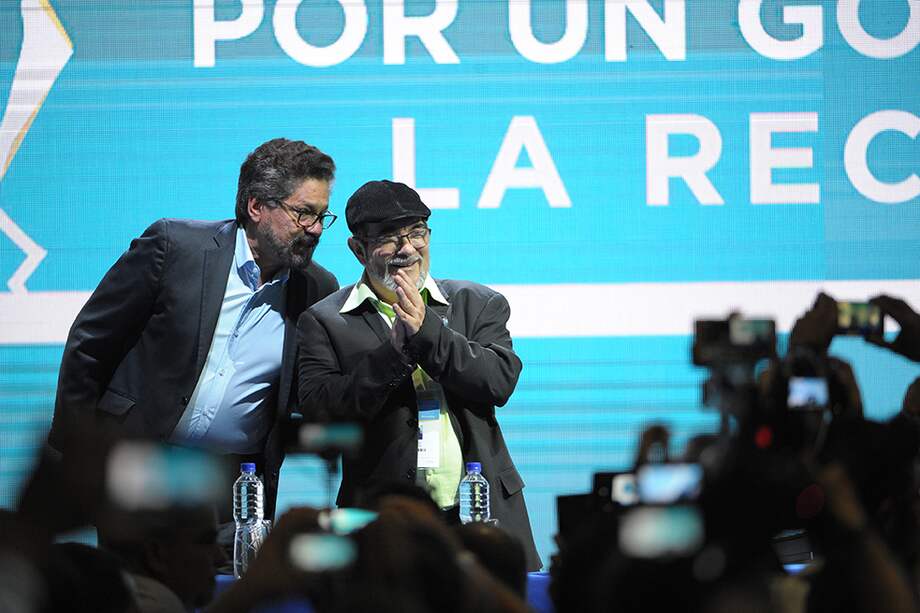 Tomada cuenta de Twitter de @drasandralfaro