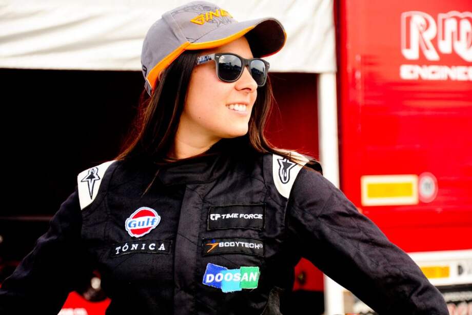 La piloto colombiana Manuela Vásquez.