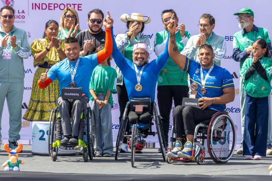 El atleta paralímpico colombiano terminó tercero en la Maratón de Ciudad de México 2026, competencia que ya ganó en tres ocasiones.