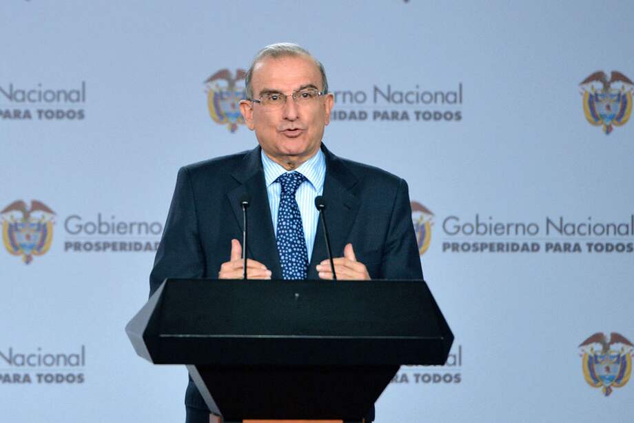 El jefe negociador del Gobierno, Humberto de la Calle, en su declaración de ayer sobre el primer año del proceso de paz con las Farc. / Presidencia