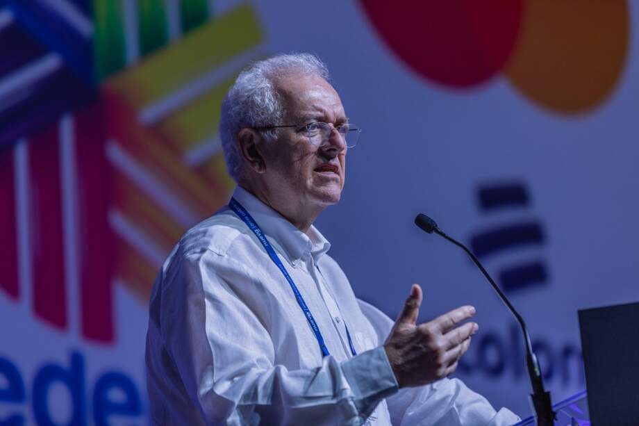 Ministro de Hacienda, José Antonio Ocampo, durante la 56° Convención Bancaria.