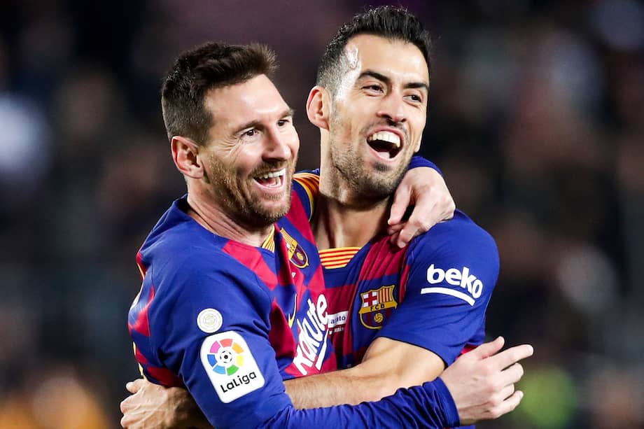 Lionel Messi (izq.) y Sergio Busquets jugaron juntos en Barcelona por más de 10 años.
