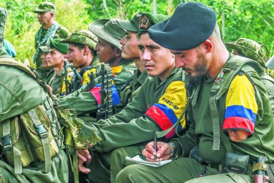 El mensaje de todos los involucrados en el proceso de paz debe ser contundente: quienes no se vinculen están desperdiciando una oportunidad histórica. / AFP