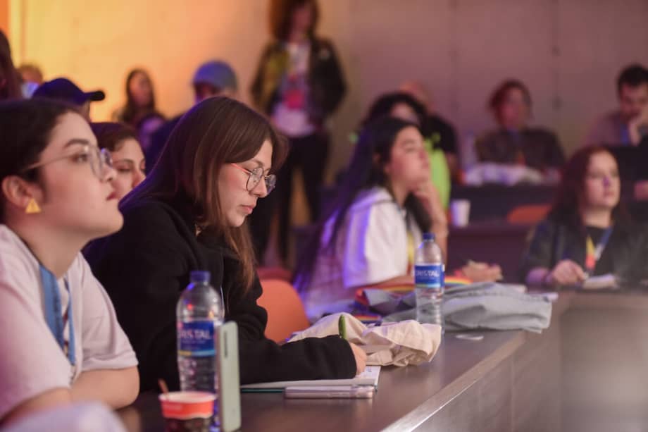 El programa está diseñado para cualquier personas interesada en la expandir conocimientos de la industria musical.