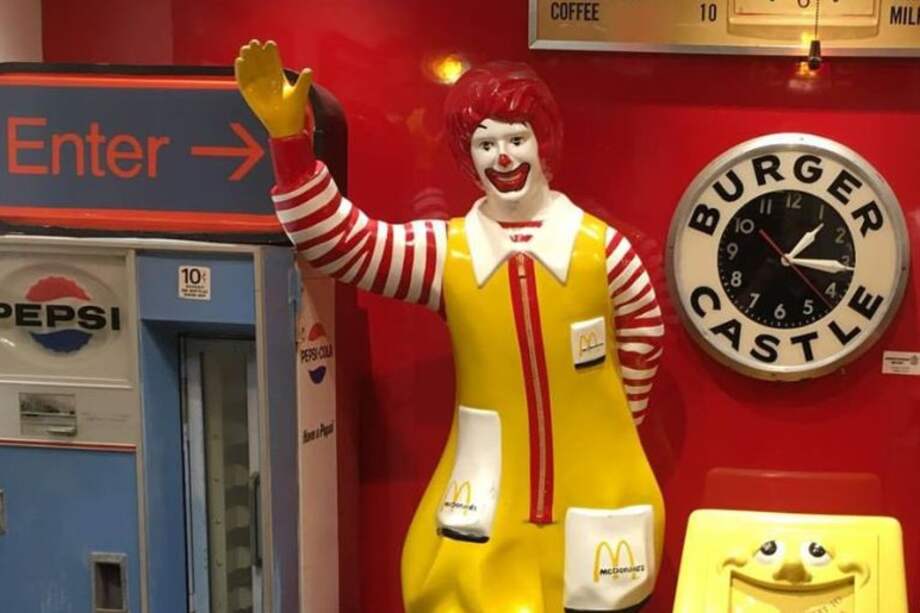 Facebook Burger Beast Museum.