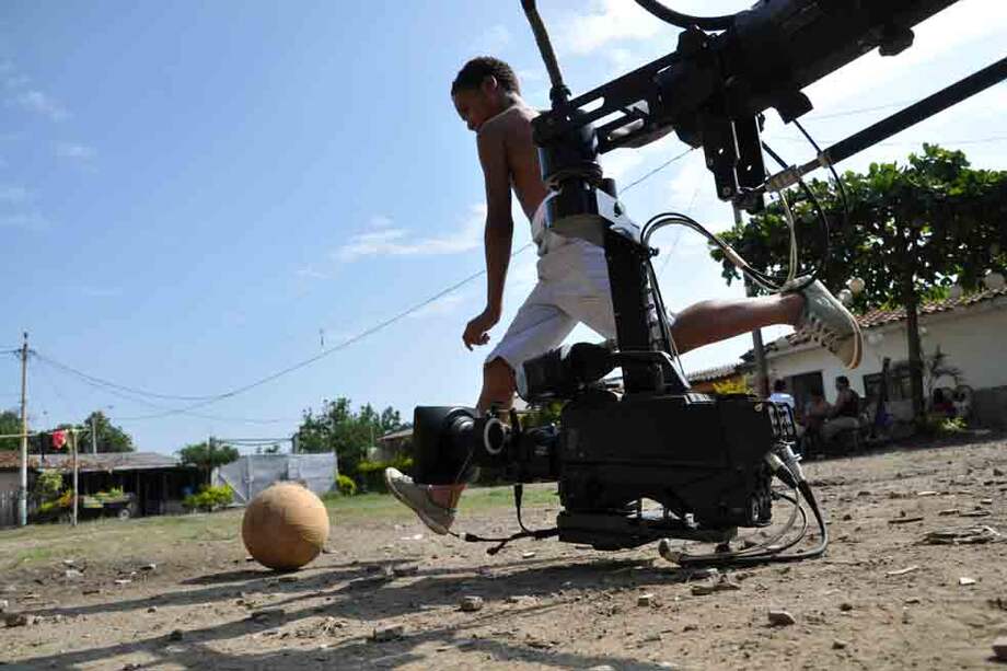 Detrás de cámaras de ‘La Selección’, una de las más recientes producciones del Canal Caracol. / Caracol Televisión