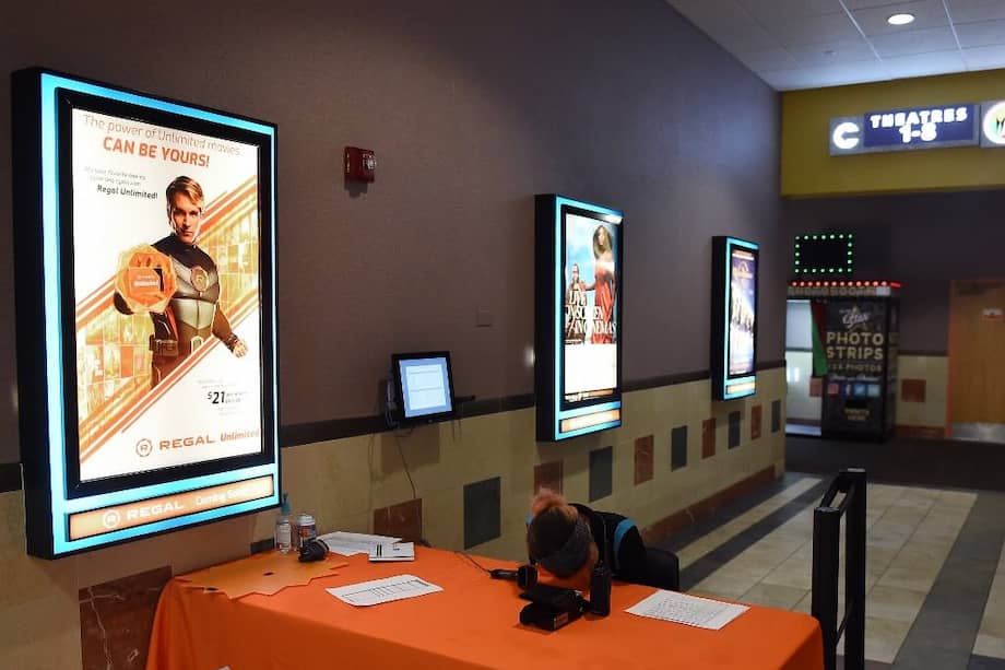 Las salas de cine en el país están cerradas desde mediados de marzo pasado para evitar la propagación del nuevo coronavirus. / AFP