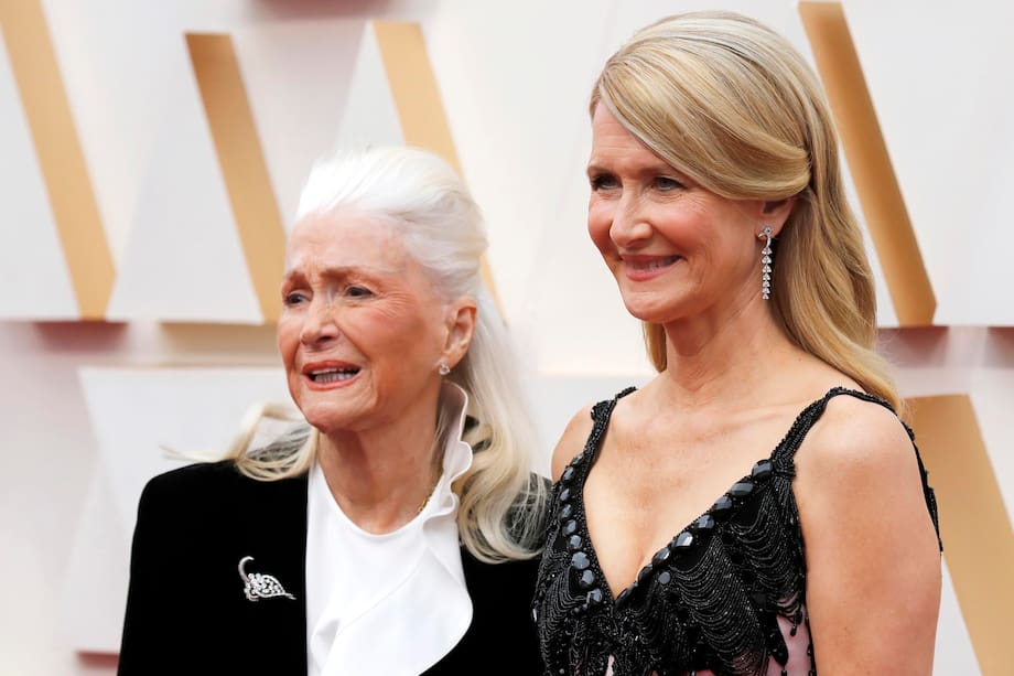 Diane Ladd (I) y su hija Laura Dern (D).