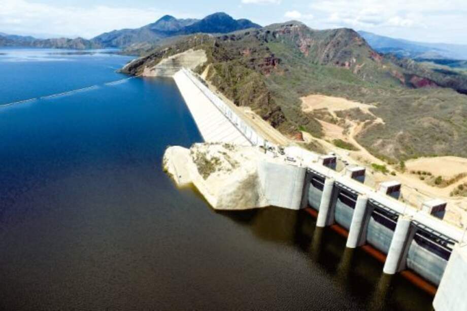 Gobierno reconoce que reabrir El Quimbo generará impactos ambientales