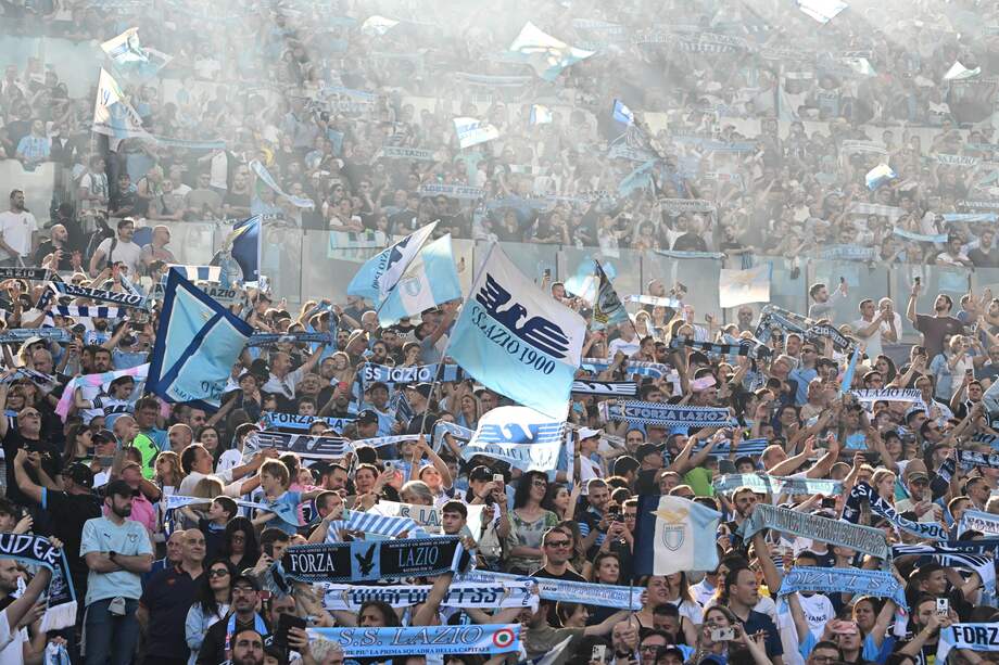 La hinchada de la Lazio ha incurrido varias veces en cantos y gestos antisemitas.