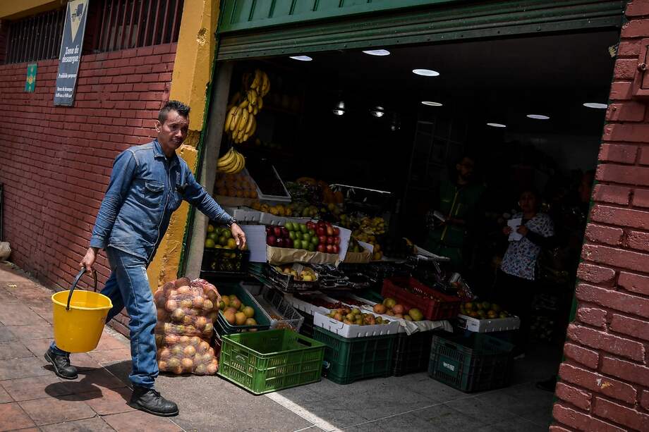 Día 1 de racionamiento de agua en Bogotá,11 de abril de 2024.