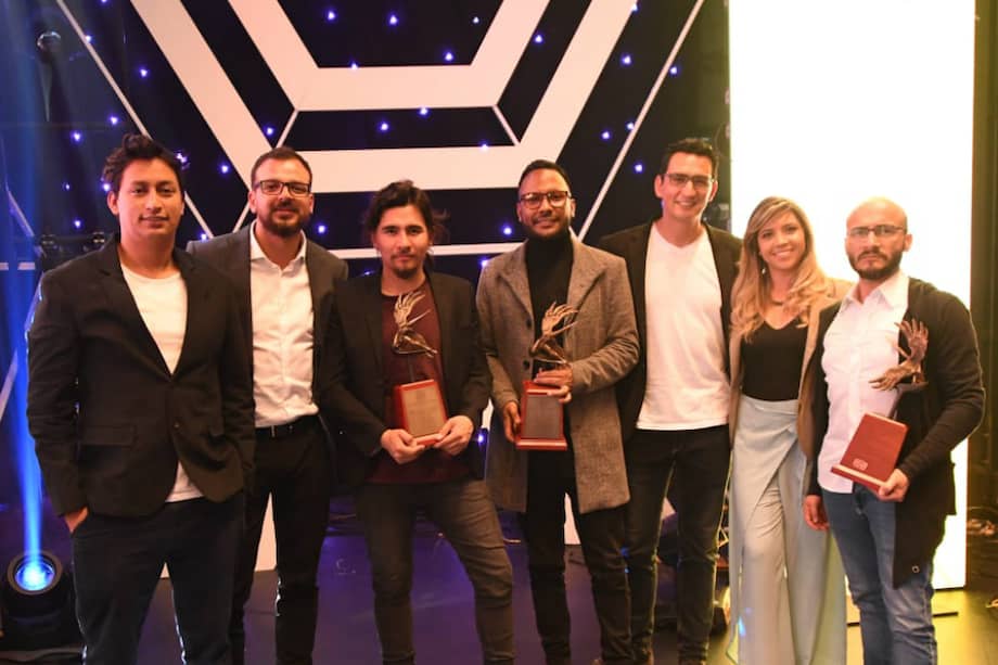 Mario Rodríguez, Gustavo Torrijos, Mauricio Alvarado, Edinson Bolaños, Jonathan Bejarano, Paula Delgado y Nelson Sierra fueron los periodistas galardonados. / José Vargas