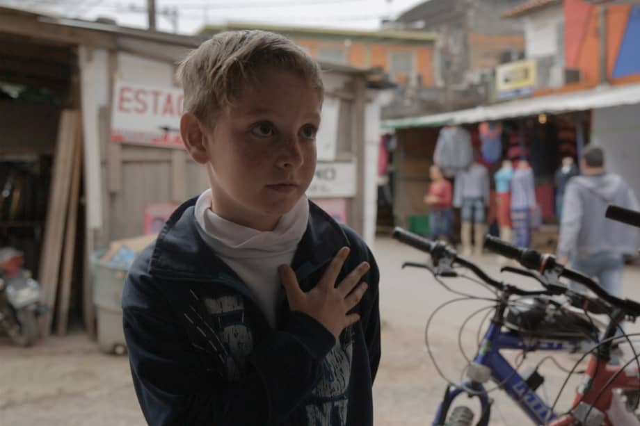 Para mí, "El príncipe de Nanawa" es un proyecto de vida, que me conecta con Ángel desde nuestro primer encuentro en la frontera entre nuestros países. Ya ha pasado casi una década desde entonces, y la promesa de hacer esta película juntos ha sido el vínculo que nos une todos estos años.