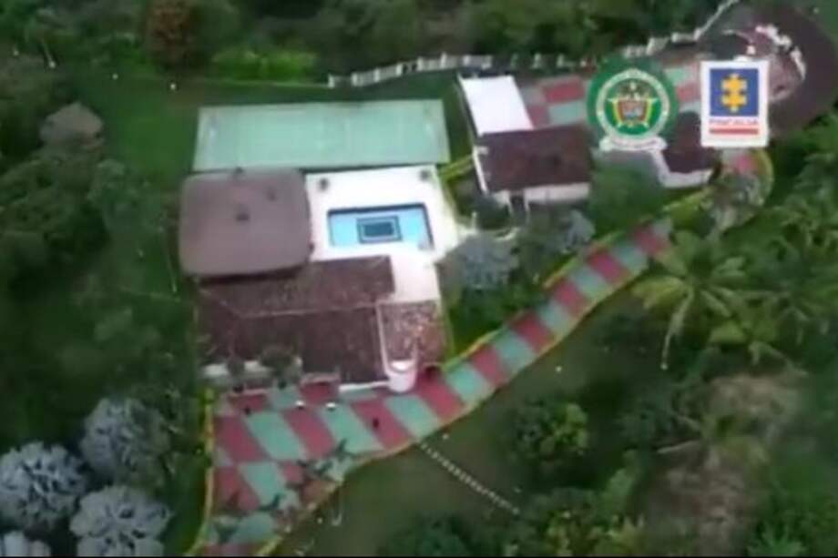 100 bienes pertenecientes a la organización narcotraficante "El Mesa", entre casas, fincas y locales, fueron ocupados por la Fiscalía y la Policía. / Fiscalía.