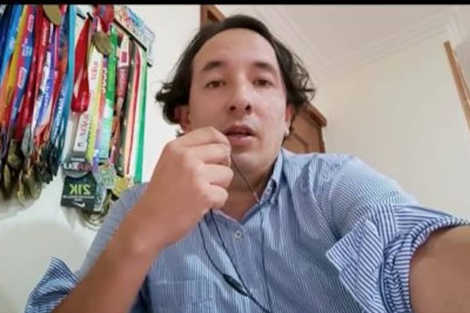 Pese a las dificultades que ha afrontado, Gustavo Motta da la cara porque busca derrumbar el tabú en torno al derecho a la sexualidad de las personas con VIH.