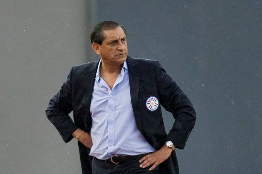 El técnico de Paraguay Ramón Díaz durante el partido ante Venezuela. / EFE
