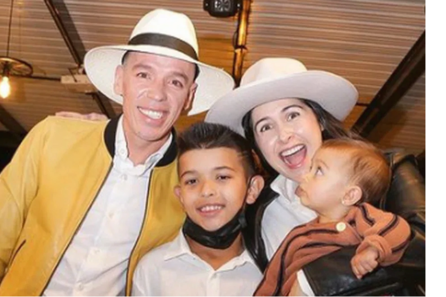 Rigoberto Urán junto su familia