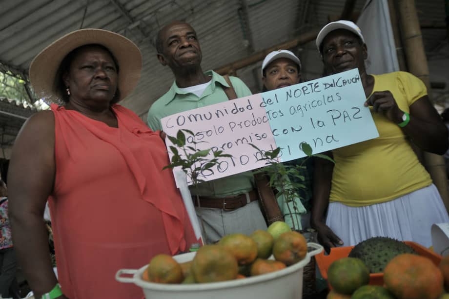 Lorenzo Mosquera es líder de una comunidad del municipio en Santander de Quilichao, beneficiaria de la restitución de tierras en el Valle del Cauca. / Óscar Pérez