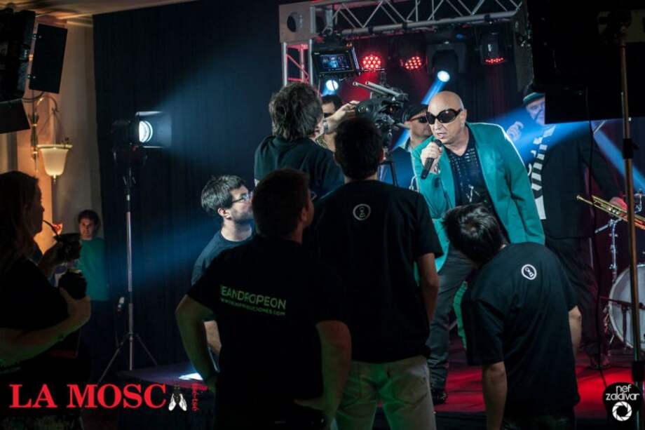 Facebook La Mosca Oficial