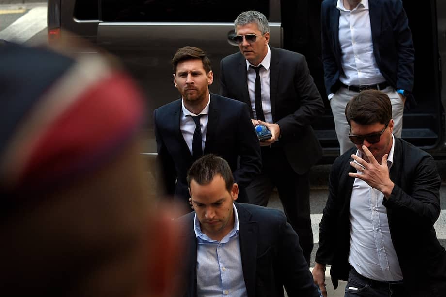Desde las humildes canchas de Rosario hasta la cima del fútbol mundial, Jorge Messi fue una figura clave en la vida de Lionel.