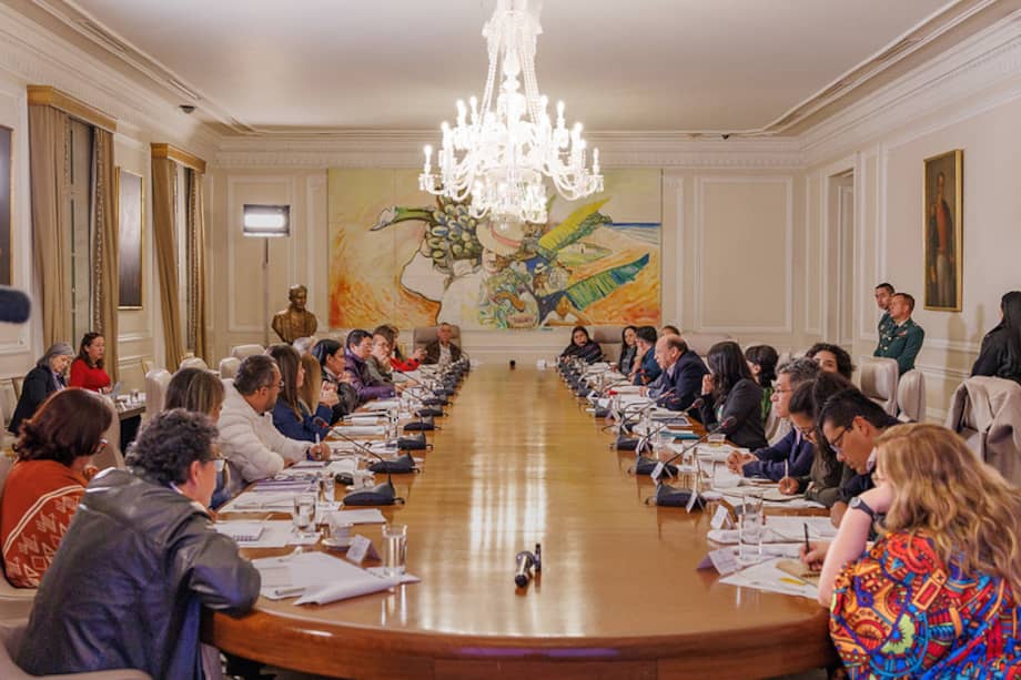 El ministro de Hacienda, Germán Ávila, lideró la reunión de ministros y altos funcionarios de este lunes.