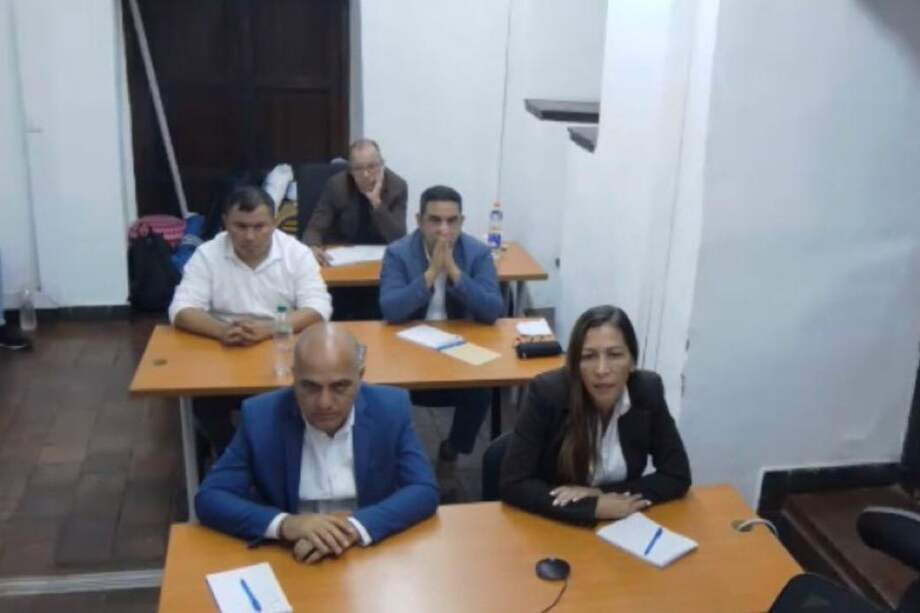 Por estos hechos, la Fiscalía envió a la cárcel al exmandatario local, a dos exsecretarios de Gobierno, a la exsecretaria de Hacienda y a un contratista.