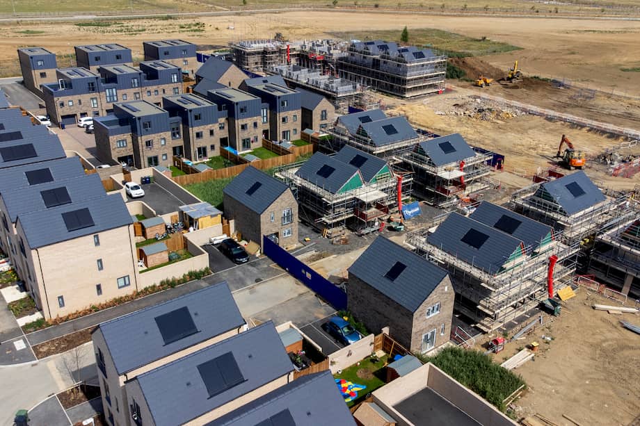 Si bien la financiación de VIS aumentó 10,8 % en el tercer trimestre, muestra una ralentización frente al impulso de 16,7 % en 2023 y 11,3 % en 2024.