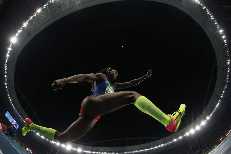La atleta colombiana Caterine Ibargüen, medallista de oro. / EFE
