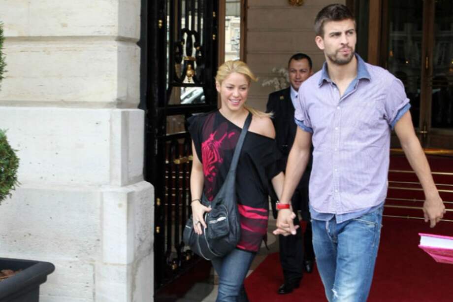 Shakira no ha parado de escribir canciones de amor para Piqué