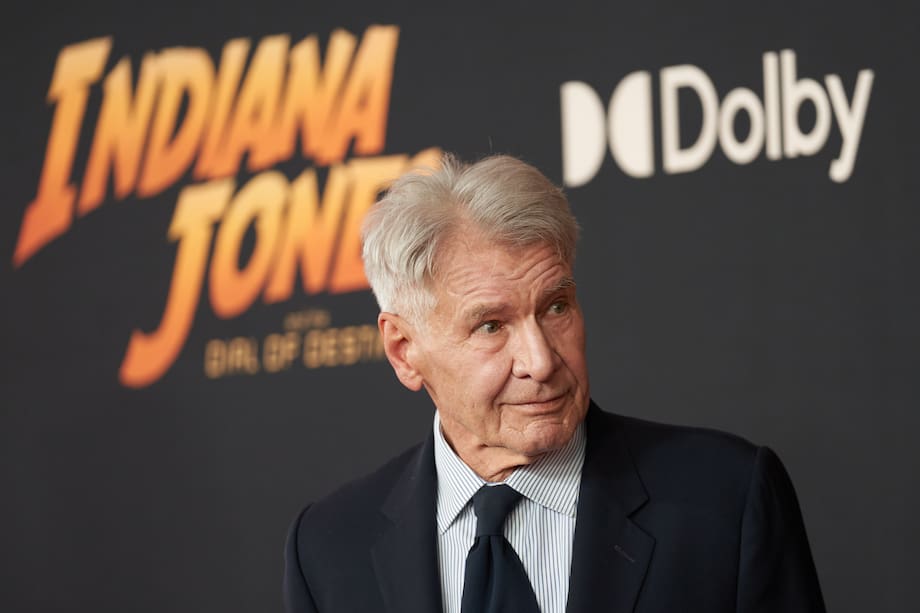 -FOTODELDIA- Los Ángeles (Estados Unidos), 15/06/2023.- El actor estadounidense Harrison Ford acude a la presentación de "Indiana Jones y el dial del destino" este jueves en el Teatro Dolby de Los Ángeles, Estados Unidos. EFE/Allison Dinner