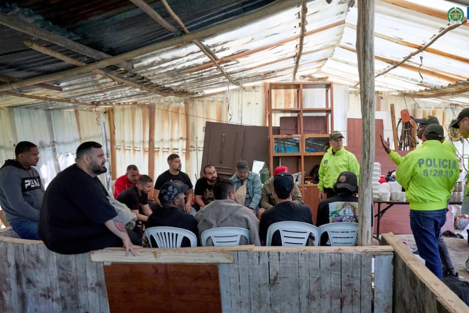 Desarticulan en La Calera sitio clandestino de peleas de perros ligado a red internacional