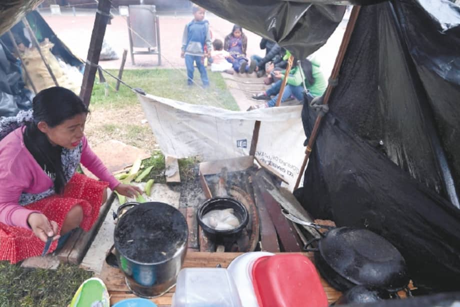 Comunidad Embera - Desplazados - Parque Tercer Milenio