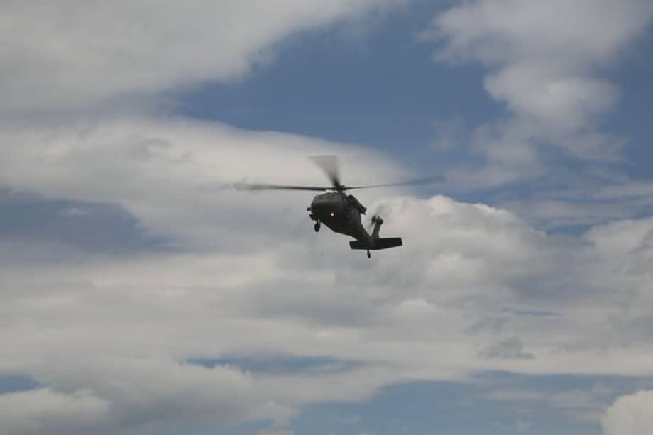 La operación, adelantada por la Fuerza de Despliegue Rápido 5, con apoyo de la Fuerza Aeroespacial Colombiana, continúa en la zona.