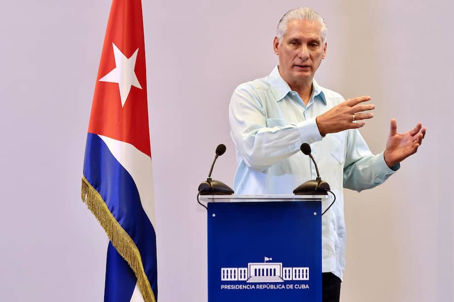 Fotografía facilitada por la Oficina del Presidente de Cuba que muestra al presidente cubano Miguel Díaz-Canel.