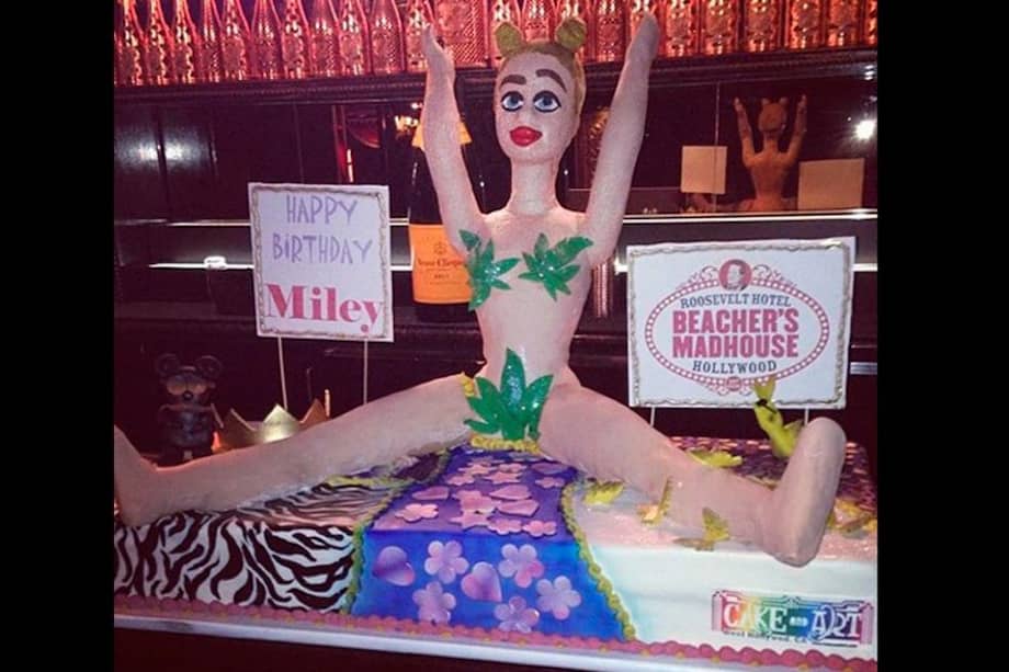 La llamativa torta de cumpleaños de Miley Cyrus (Instagram).