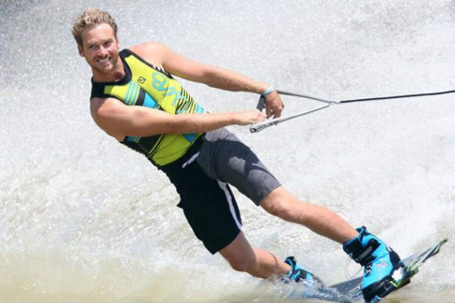 Francia, Estados Unidos, Italia y Bielorrusia logran oros en esquí náutico