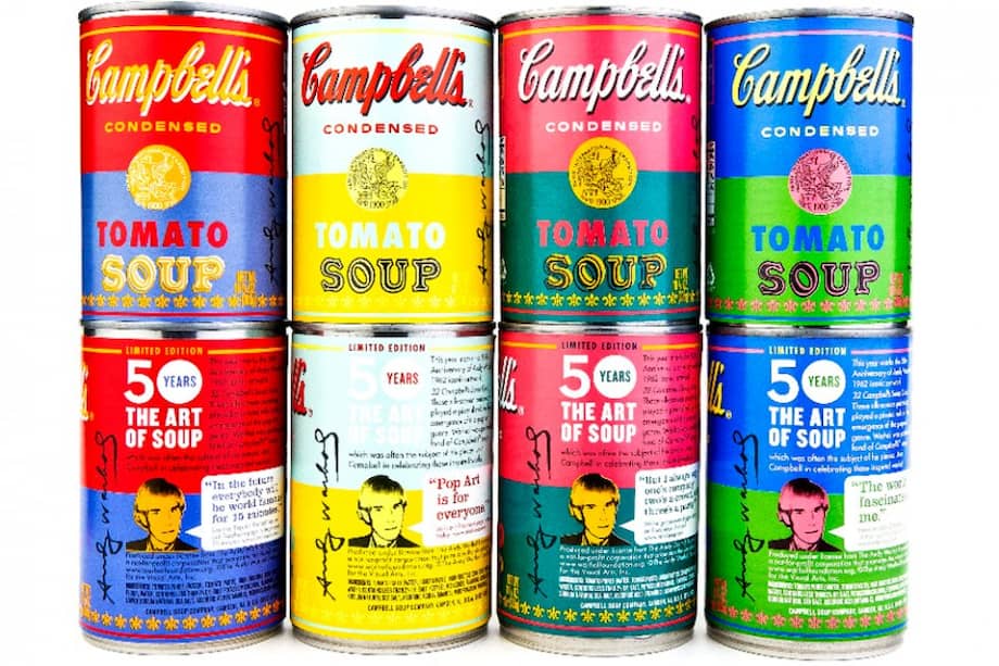 Latas de sopa de la firma Campbell que forman parte de una edición limitada con etiquetas iguales a la famosa serie de pinturas "32 Latas de Sopa Campbell" hechas por el artista Andy Warhol en 1962. / Efe.
