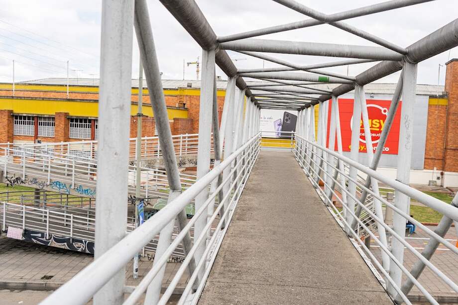 El puente será desmontado temporalmente para la instalación de los muros internos del deprimido.