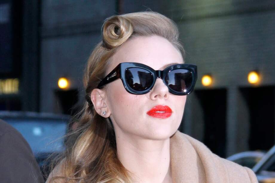 Scarlett Johannson llegando al programa 'Late Show with David Letterman' en Nueva York. / AFP