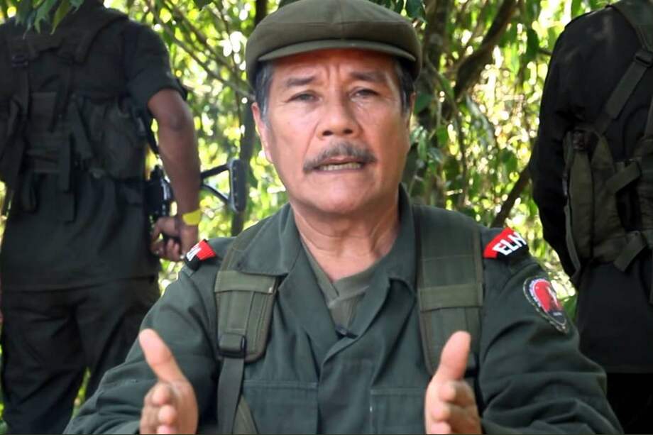 En el caso se busca esclarecer posibles irregularidades con el permiso para que "Gabino" permaneciera en Cuba.