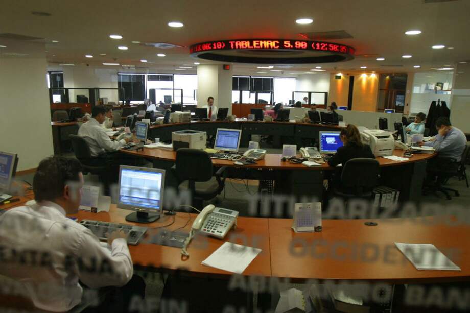 Acción de la Bolsa Mercantil otra vez suspendida