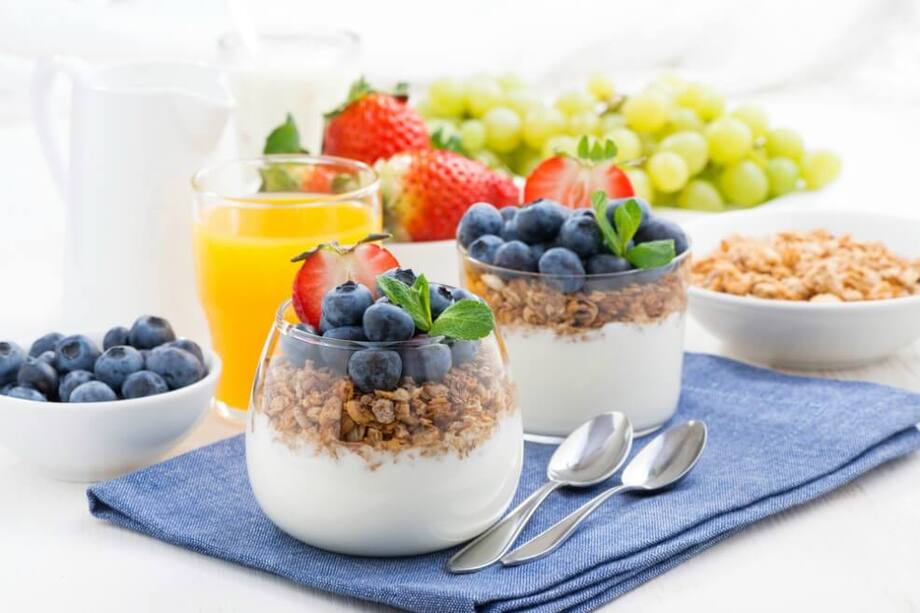 Preparar recetas con platos dulces y salados es una buena forma de consentir a mamá en su día. / Shutterstock