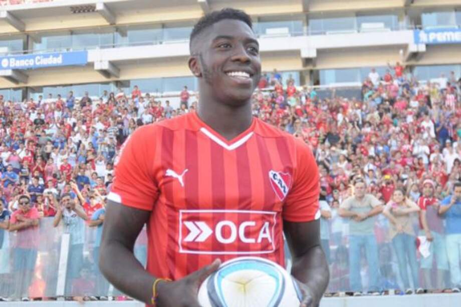 Independiente de Avellaneda despidió al 'Trencito' Valencia