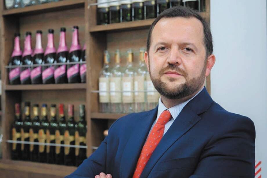 Acodres, al mando de Henrique Gómez, comenzó una campaña para exigir que les permitan abrir los establecimientos. / Cortesía