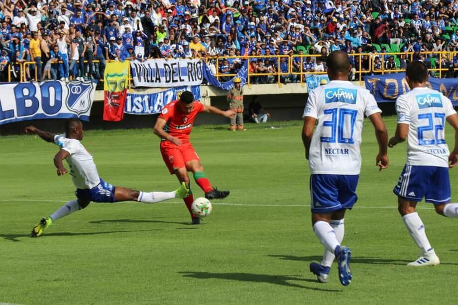 Millonarios ganó este domingo en el estadio La Independencia de Tunja. / @patriotasboySA
