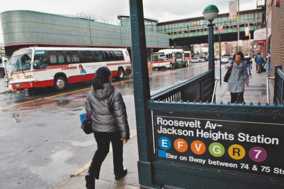Imagen de archivo de Jackson Heights, tomada en 2005, año en que Ramos era elegida presidenta del Partido Liberal Colombiano de la Ciudad de Nueva York.