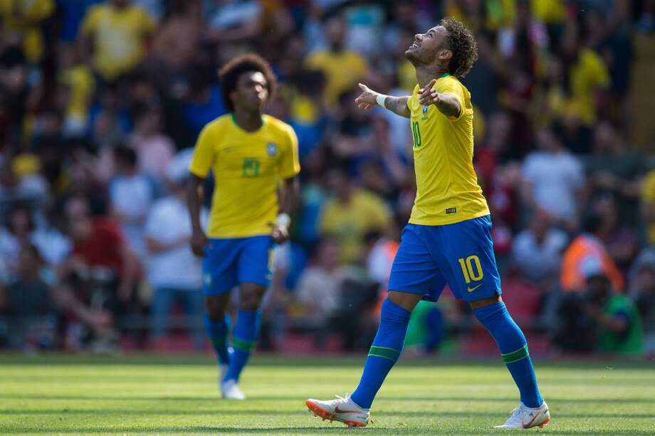 Neymar volvió a las canchas después de tres meses de ausencia. / AFP